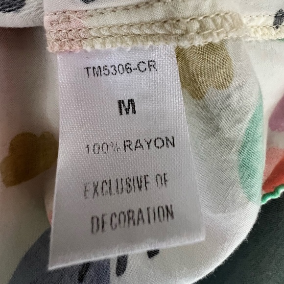 THML Artistic Pink and White Sleeveless Blouse - Picture 9 of 10